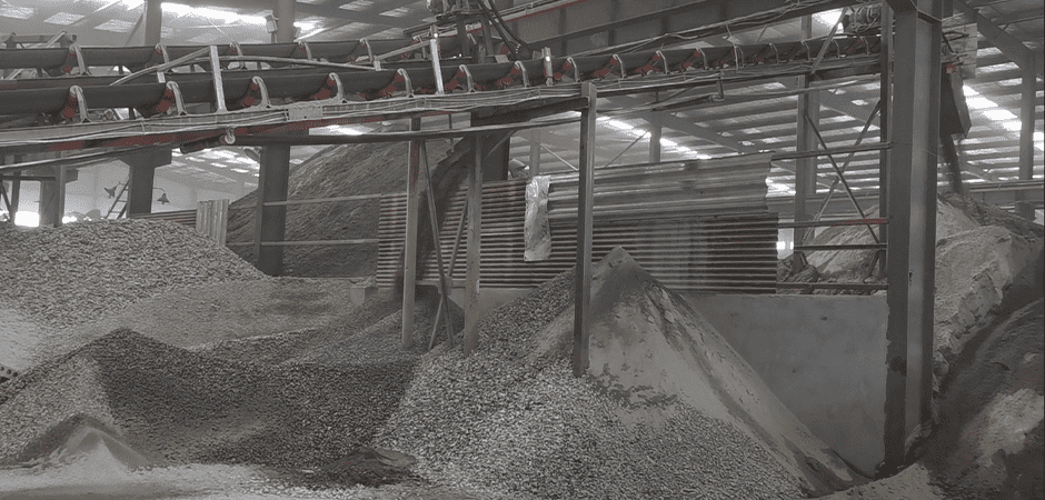 時產(chǎn)100噸河卵石制砂湖北襄陽客戶現(xiàn)場